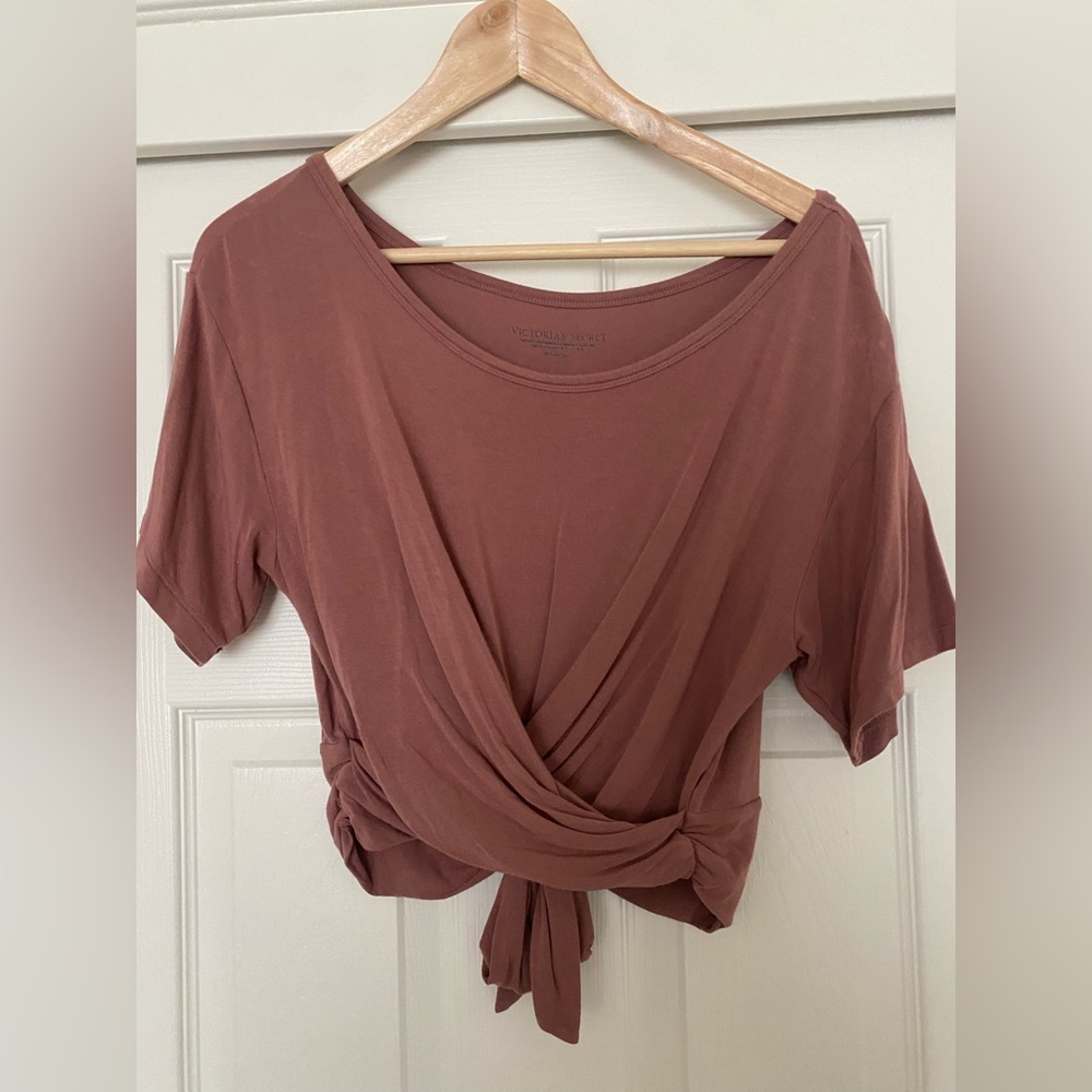Victoria’s Secret mauve crop workout top with wrap tie